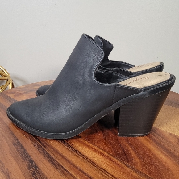 Zigisoho Maureen Black Mules Women's Size 7 Western Booties Vegan Leather - Picture 6 of 16